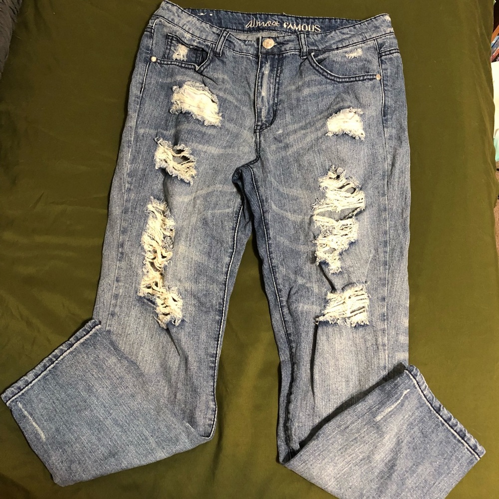 Ripped Boyfriend Jeans